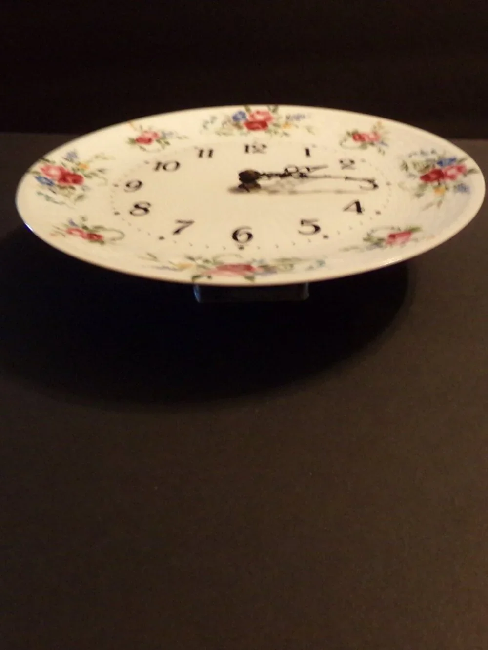 Limoges Porcelain Wall Clock Decor Numbers Roses Flowers White 9.75'' Battery